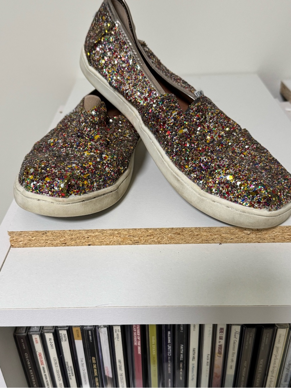 Toms Kids Glitter Slip-On Sneakers in Multicolor